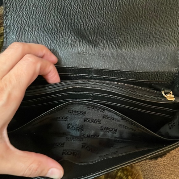 Michael Kors black pebbled leather shoulder bag with matching Wallet - Picture 15 of 17